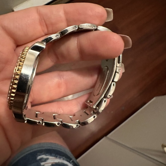 Guess watch - Picture 6 of 6